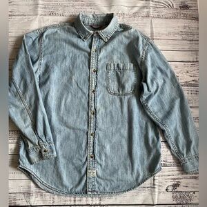 Vintage Levi’s denim button up shirt long sleeve sz lg 100% cotton